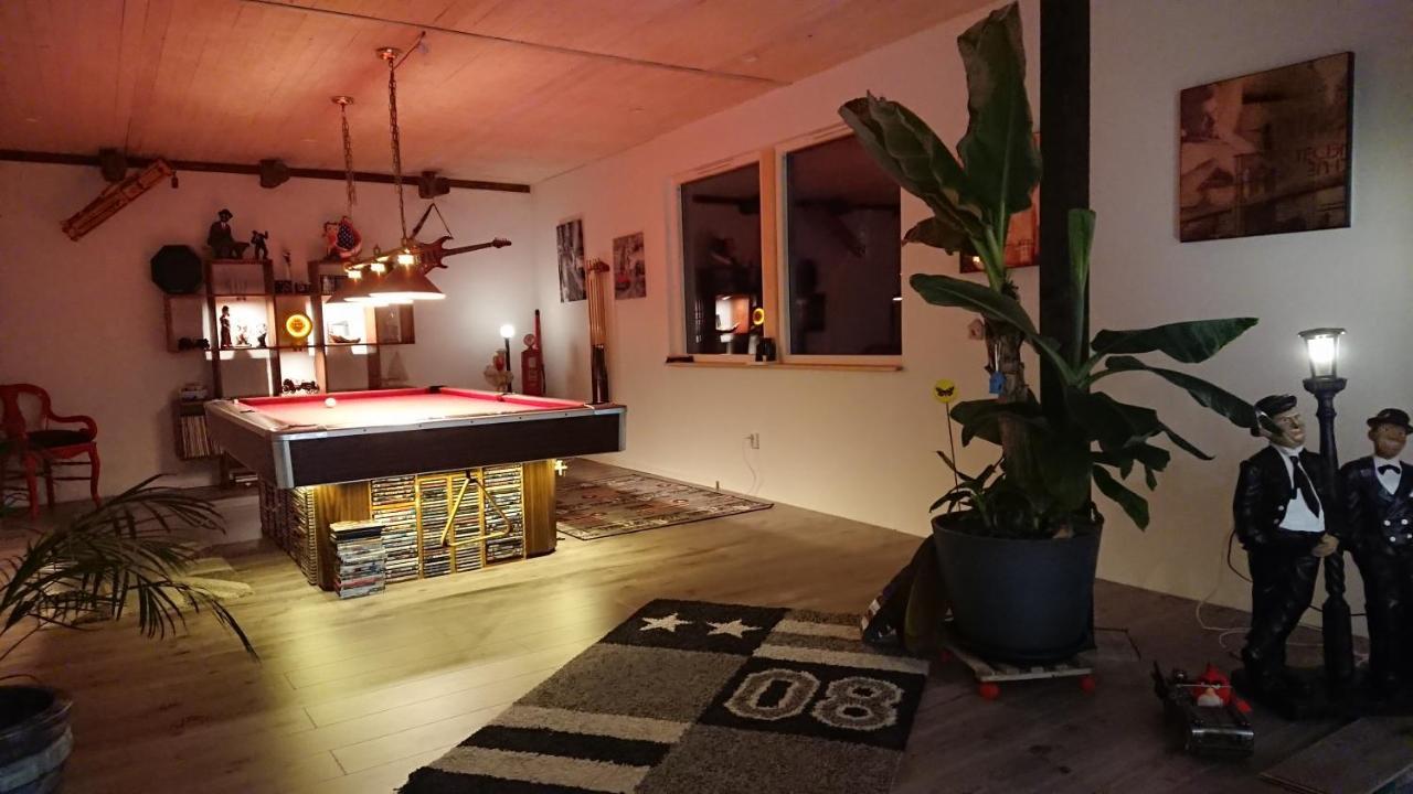 Garden Mellan Slotten Svarte Экстерьер фото