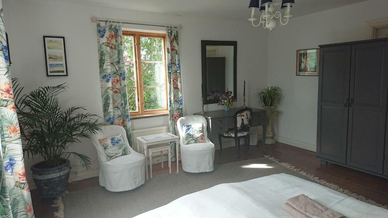Garden Mellan Slotten Svarte Экстерьер фото